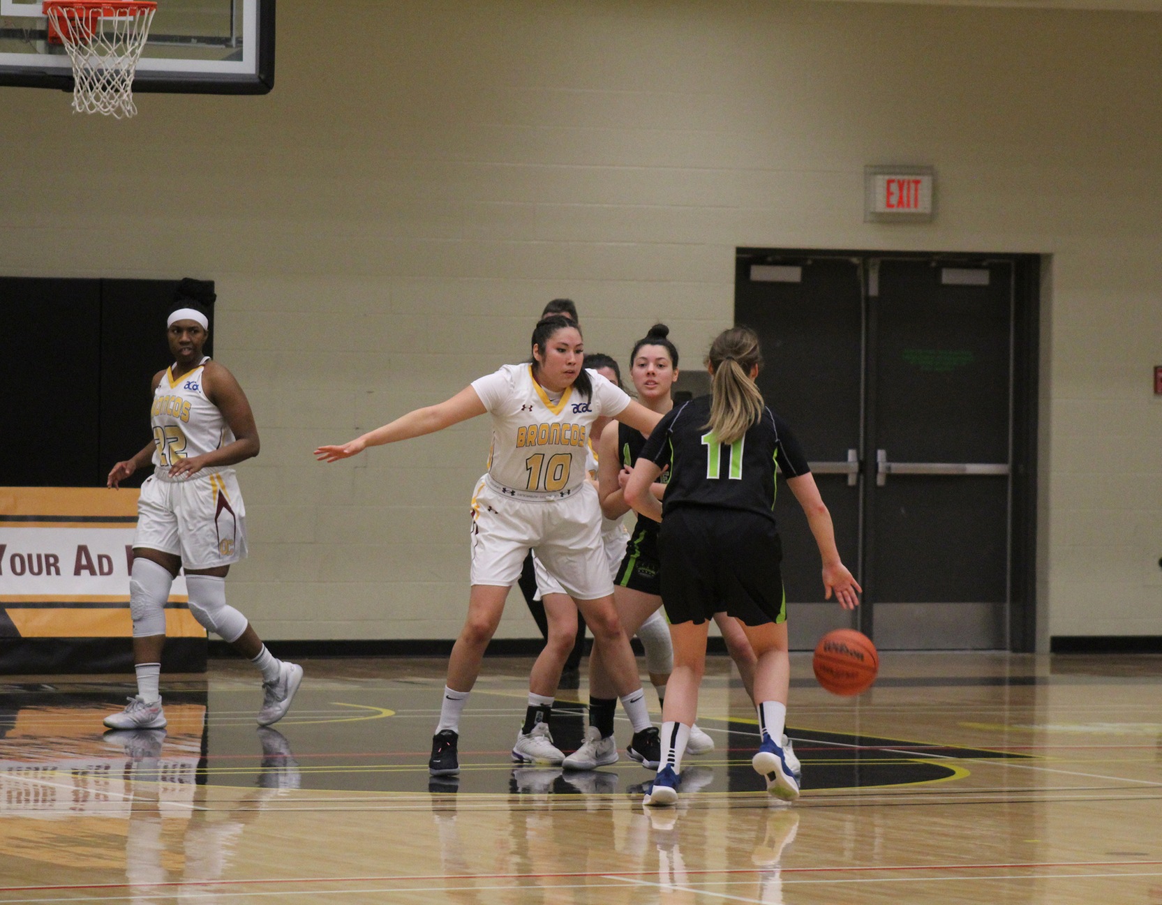 Broncos sink an ACAC record tying 17 three-pointers in win over Queens